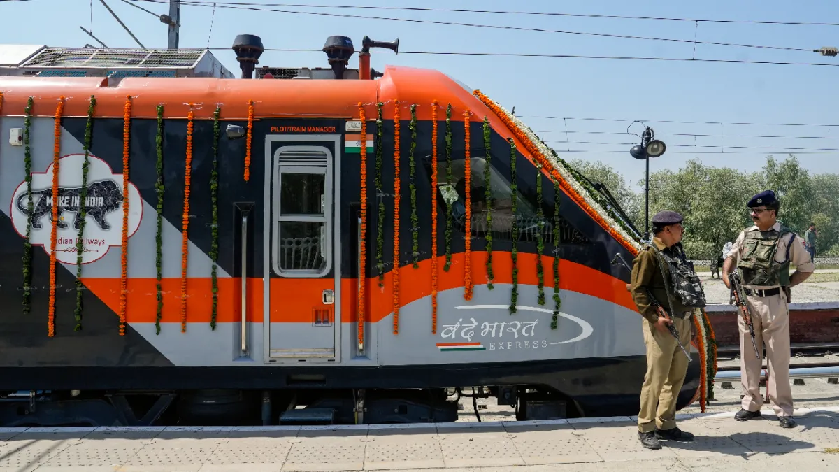 Jamalpur-Howrah Vande Bharat Express to start from today: जानिए रूट, टाइमिंग और किराया